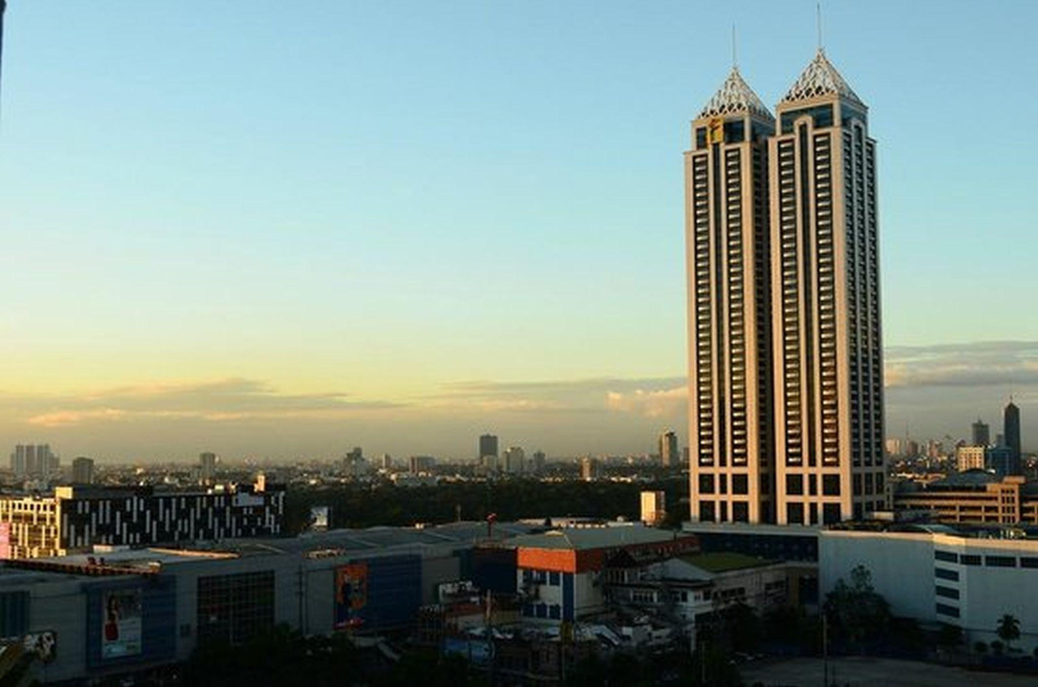 Bsa Twin Towers Mandaluyong Exterior foto